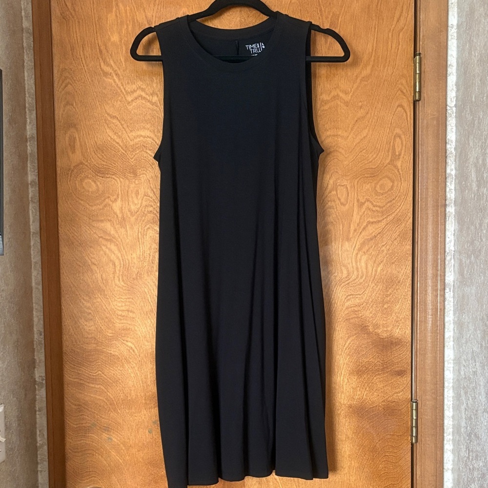 Time and Tru Black Sleeveless Midi Swing Dress Large